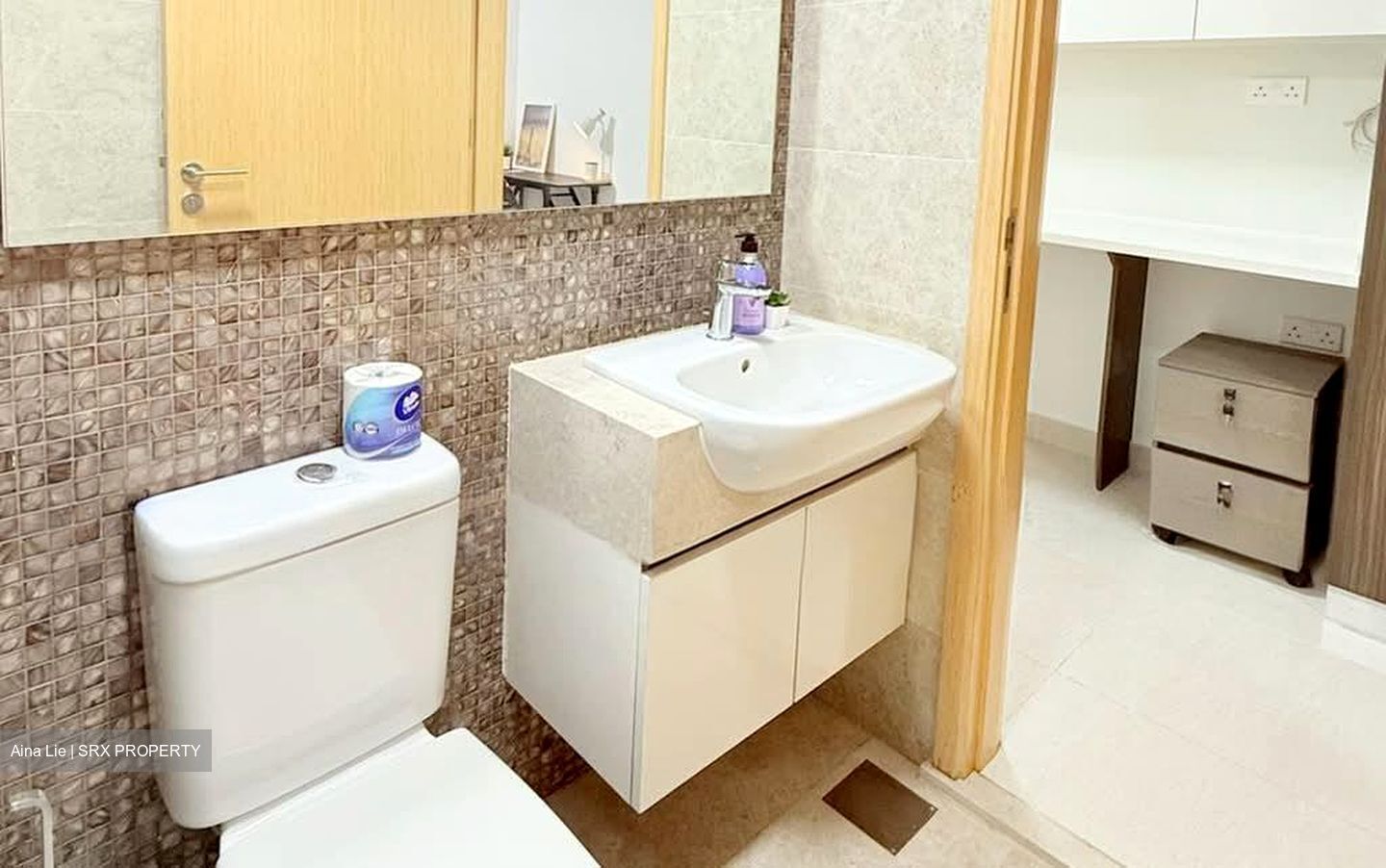 La Fiesta (D19), Condominium #582061701